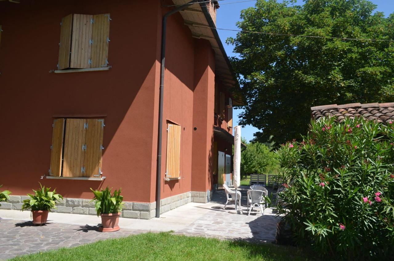 La Maison B&B Di Brigitte E Simone Bentivoglio Exterior foto